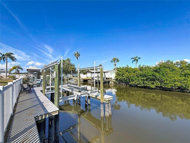 Building Photo - 10709 Donbrese Ave