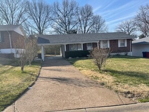 Building Photo - 11001 Acton Dr