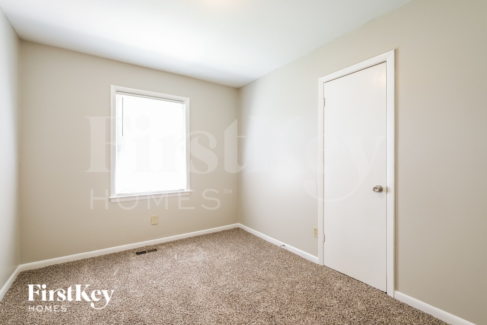 Building Photo - 7016 Sun Valley Way