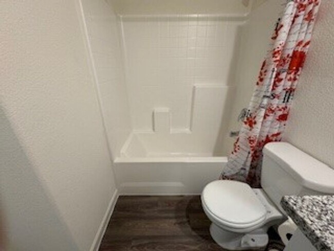 Building Photo - 1 Yr New 3 BR 2BA in Chaparral Terrace w/ ...