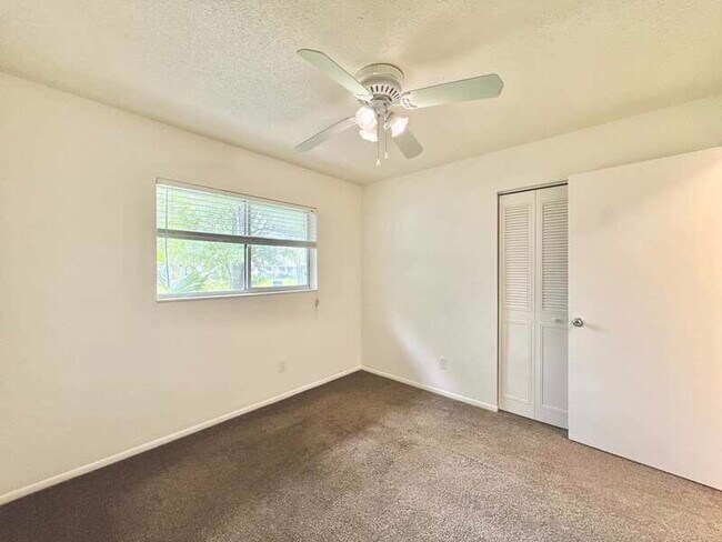 Building Photo - 599 Capistrano Ct