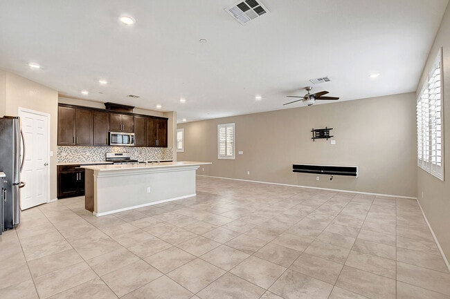 Building Photo - 3017 Termini Ave