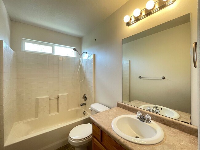Building Photo - 5543 Copper Park Dr