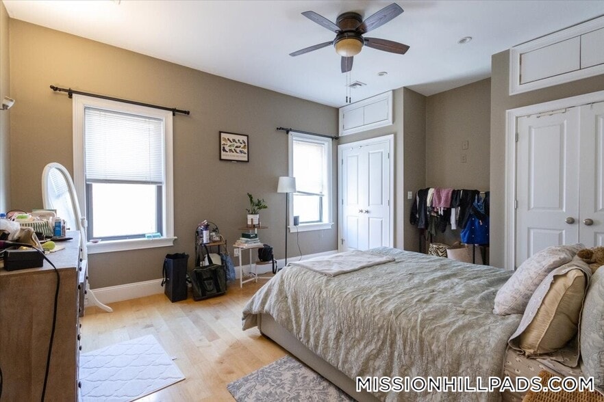 Building Photo - 7 Worthington St