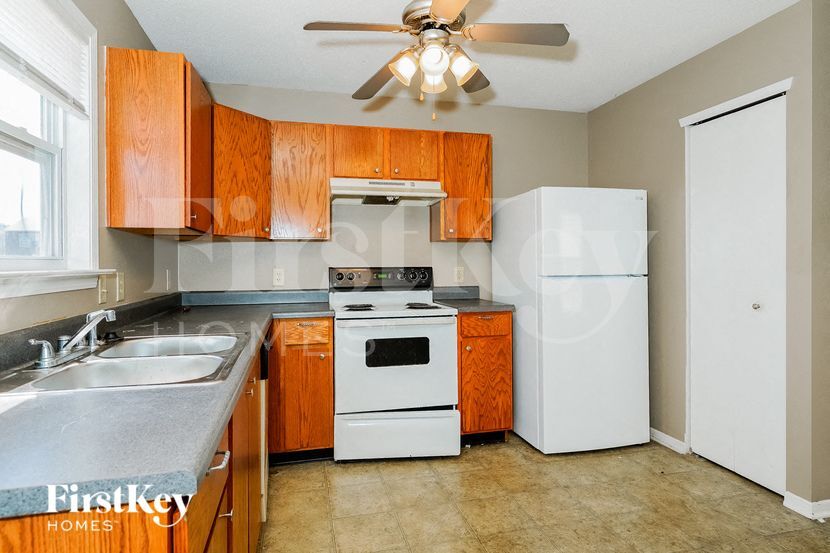 Building Photo - 7719 Brandenburg Way