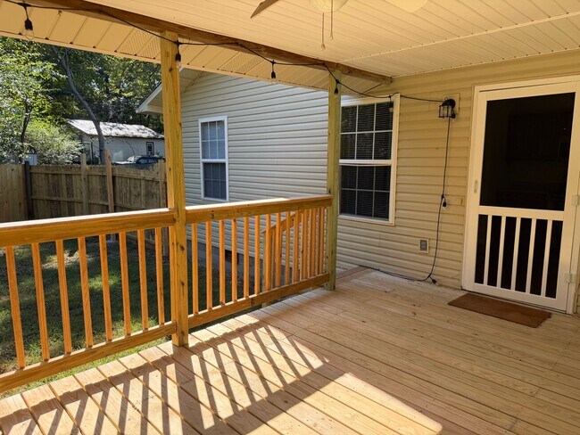 Building Photo - 7063 Seaver Dr NW