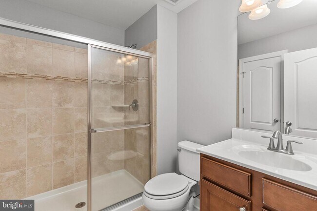 Building Photo - 15305 Sweetbay St