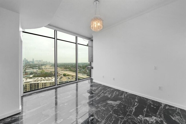 Building Photo - 5925 Almeda Rd