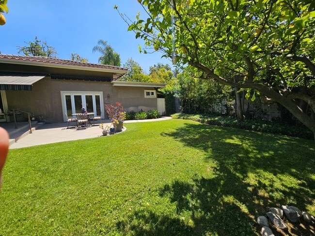 Building Photo - Exceptional Single-Story Home in Prime Upl...