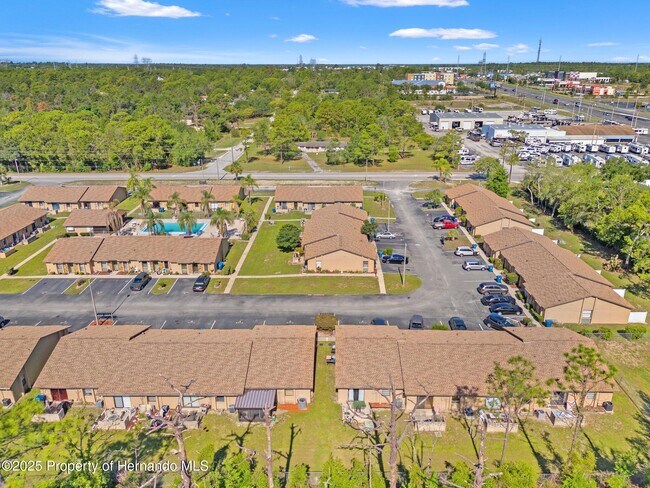 Building Photo - 7124 Barclay Ave