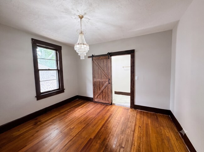 Building Photo - 1258 Agnes Pl
