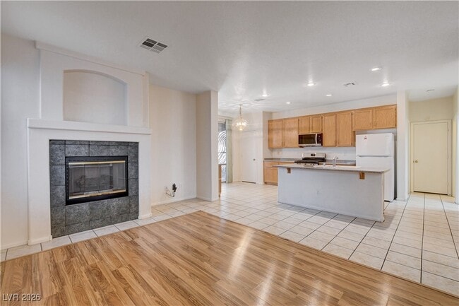 Building Photo - 3737 Ocean Waters St