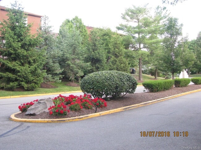 Building Photo - 40 Aspen Ct