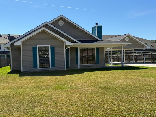 Building Photo - 16 Cypress Dr