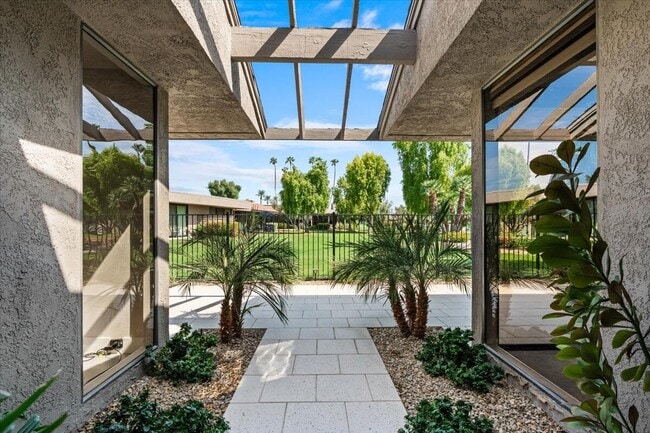 Building Photo - 59 Cornell Dr