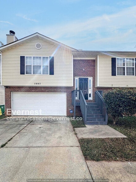 Primary Photo - 1997 Oak Terrace Dr SE