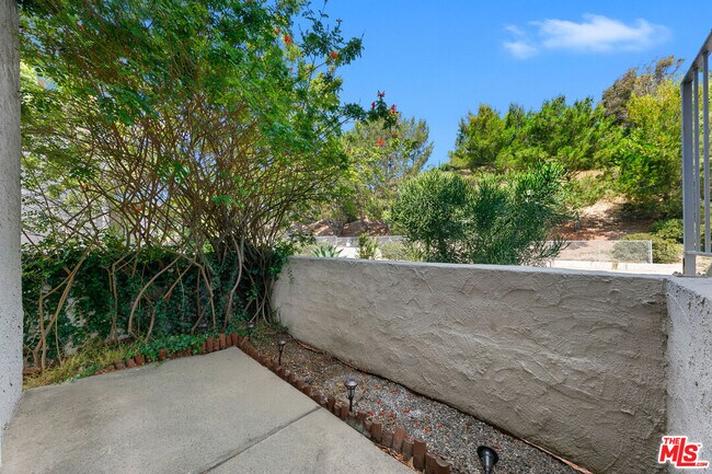 Building Photo - 28206 Rey De Copas Ln