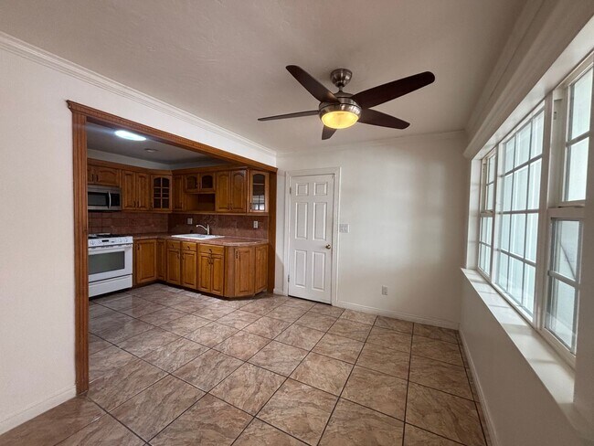 Building Photo - Charming 2-Bedroom Home with 2-Car Garage in Chula Vista