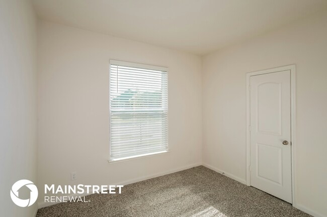 Building Photo - 120 Switchback Hl Rd