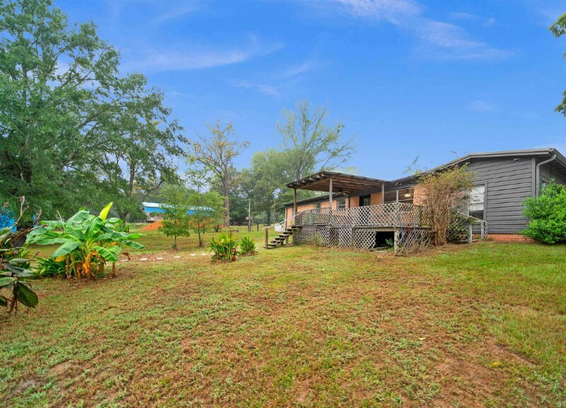 Building Photo - 246 4th Ave