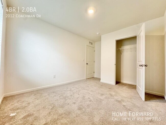 Building Photo - 2012 Coachman Dr