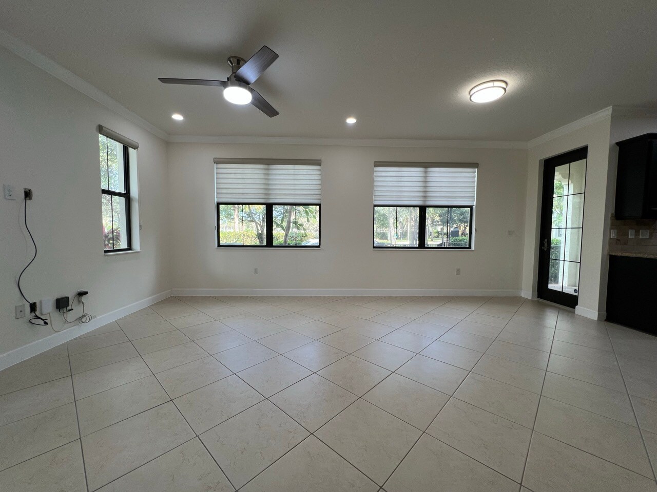 Building Photo - 3390 NW 125th Ave