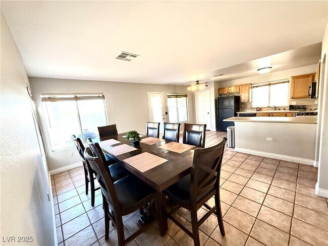 Building Photo - 8436 Orchard Ridge Ave