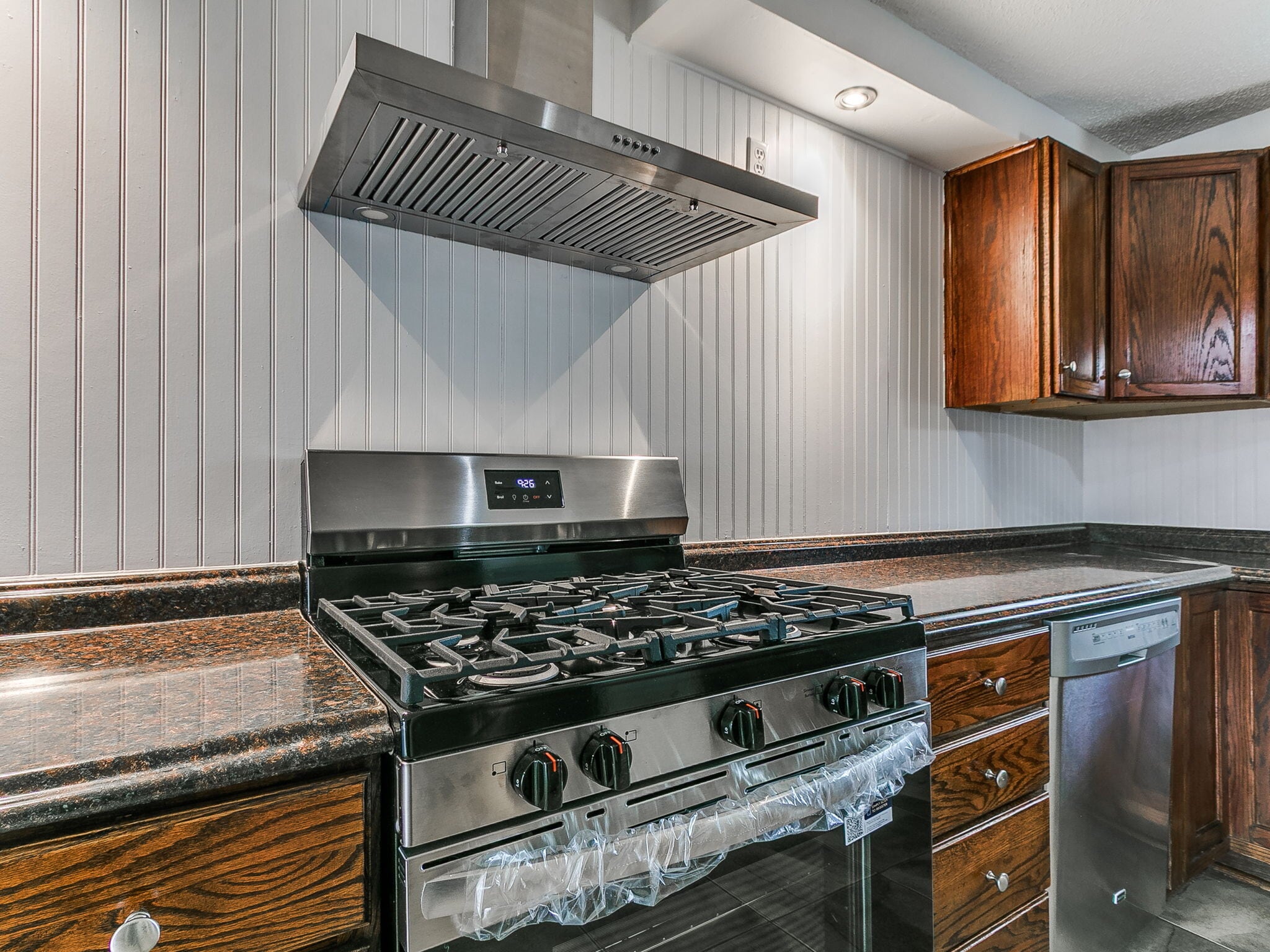 Building Photo - 1548 Bradley Pl