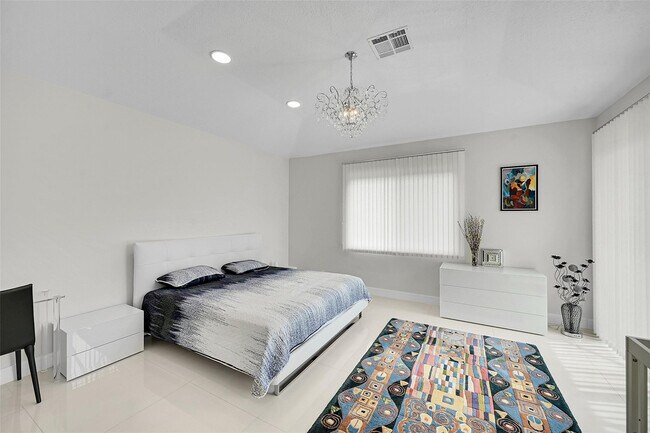 Building Photo - 12354 Antille Dr