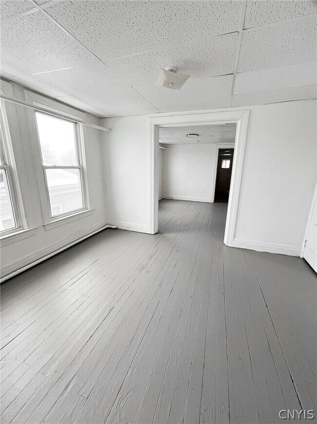 Building Photo - 911 State St