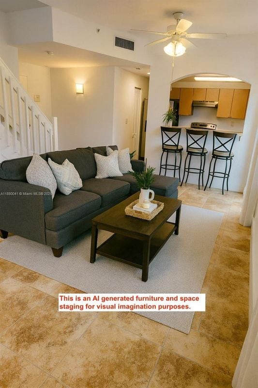 Building Photo - 357 N Royal Poinciana Blvd