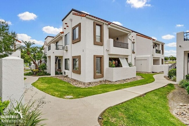 Building Photo - Charming 2Bdm 2Ba Condo with Private Balcony in Heart of Mira Mesa!