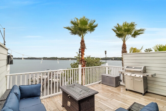 Building Photo - 7280 Jacobs Trail