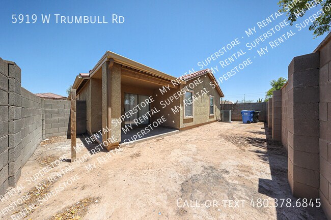 Building Photo - 5919 W Trumbull Rd