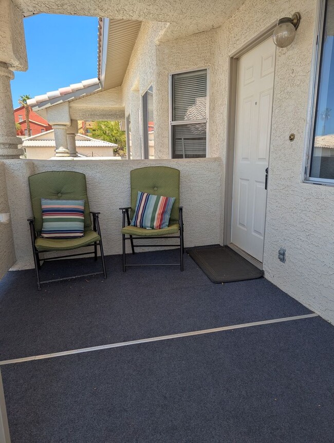 Primary Photo - Furnished Rock l - Condo