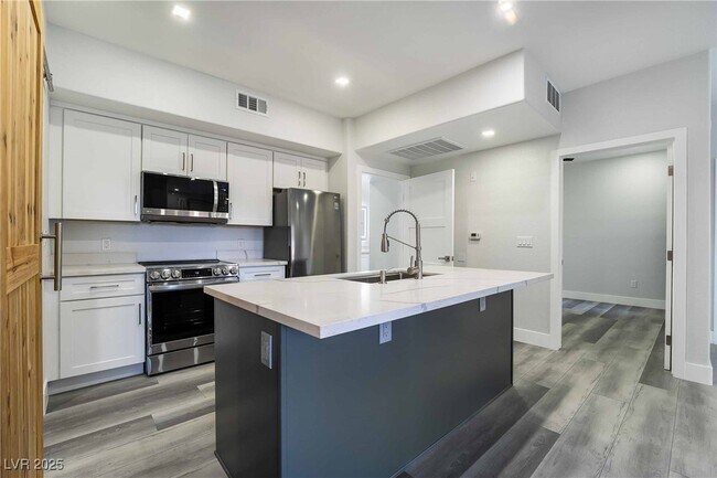 Building Photo - 45 Maleena Mesa St