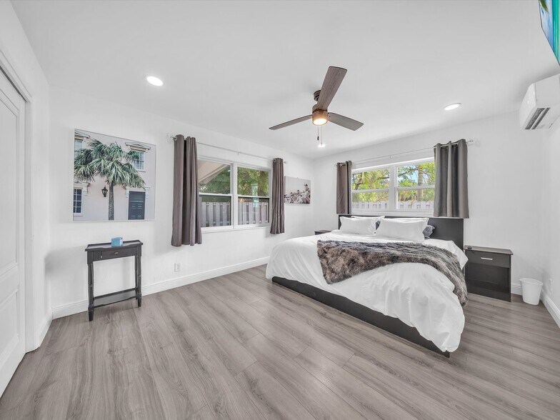 Building Photo - 2019-2023 NE 15th Ave