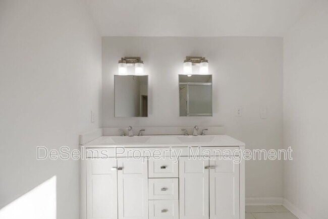 Building Photo - 4204 Brush Hill Rd