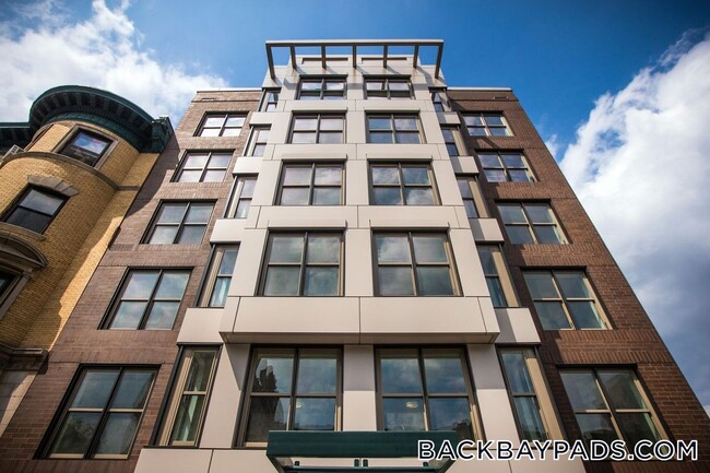 Building Photo - 1085 Boylston St