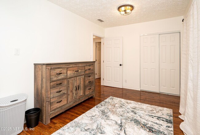 Building Photo - 2339 Broward Rd