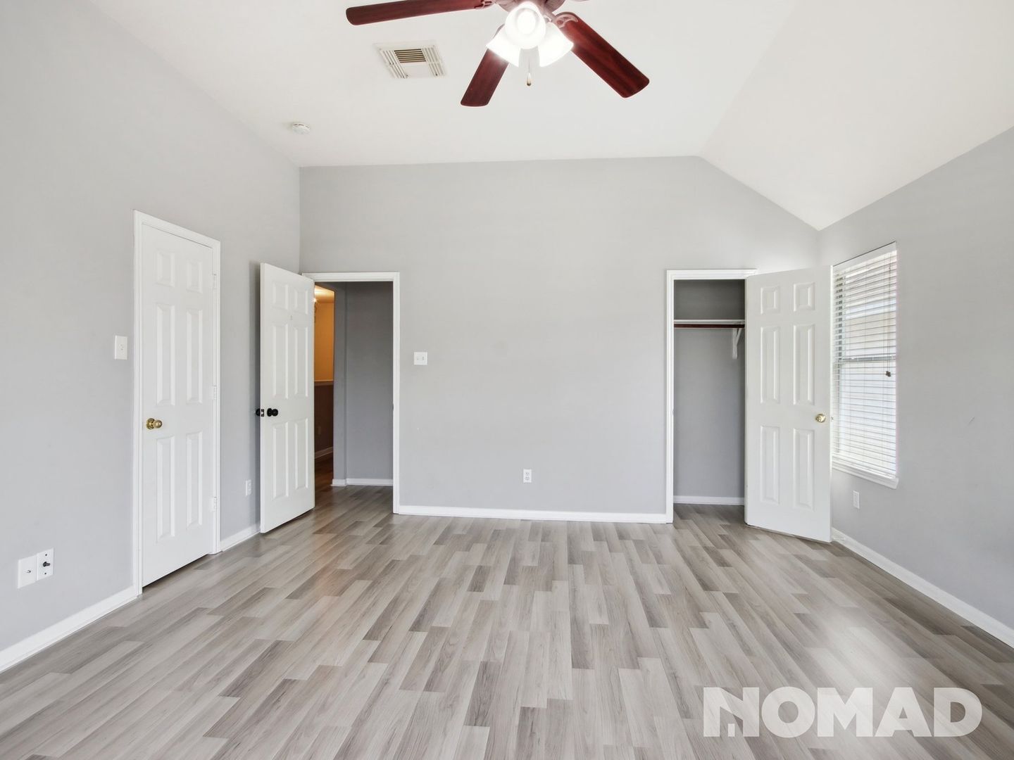 Building Photo - 14119 Maximos Dr