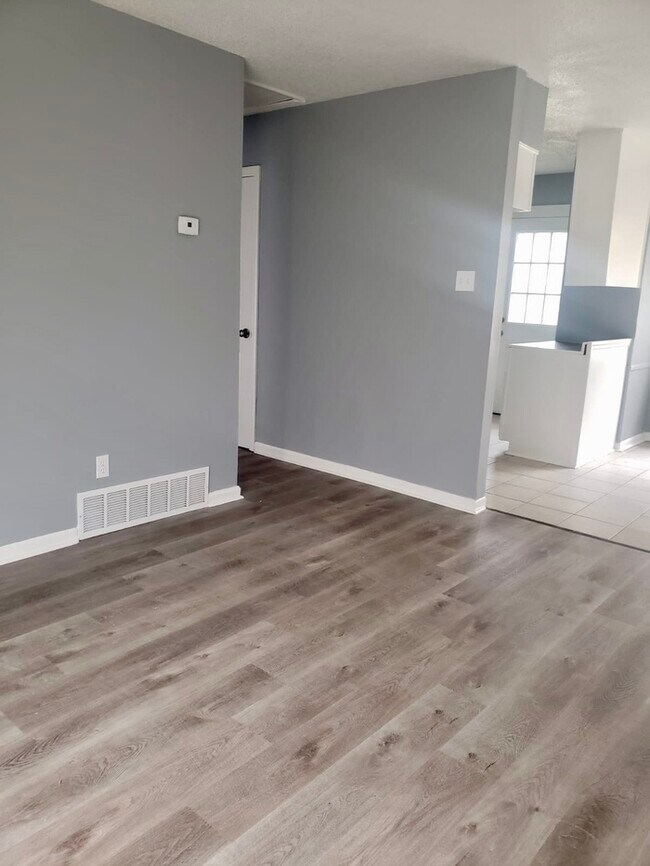 Building Photo - Newly Renovated Home For Rent