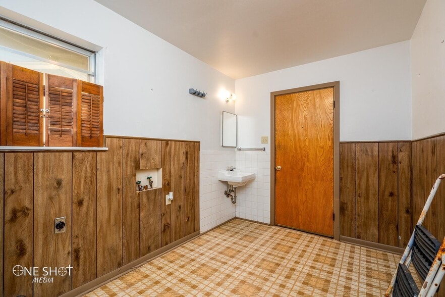 Building Photo - 509 S 8th