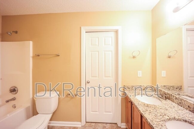 Building Photo - 4827 Wolfcreek View