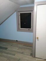 Building Photo - 15 Academy St