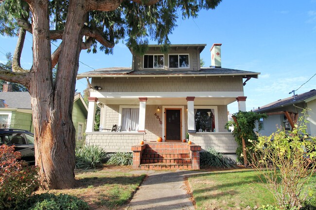 Building Photo - 4815 SE 75th Ave