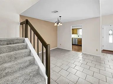 Building Photo - 1084 Sunmeadow Dr