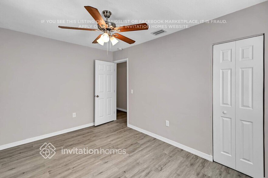 Building Photo - 3028 Ridgeway Ave
