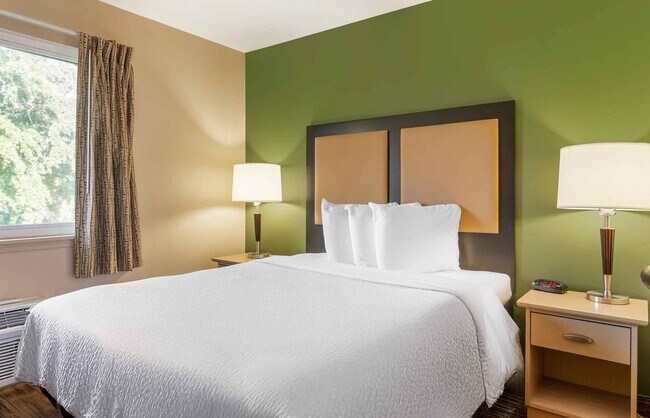 Building Photo - Furnished Studio-Philadelphia - Mt. Laurel - Pacilli Place