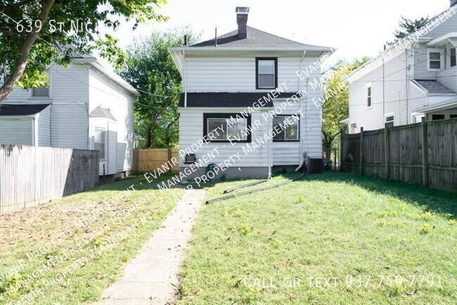 Building Photo - 639 St Nicholas Ave